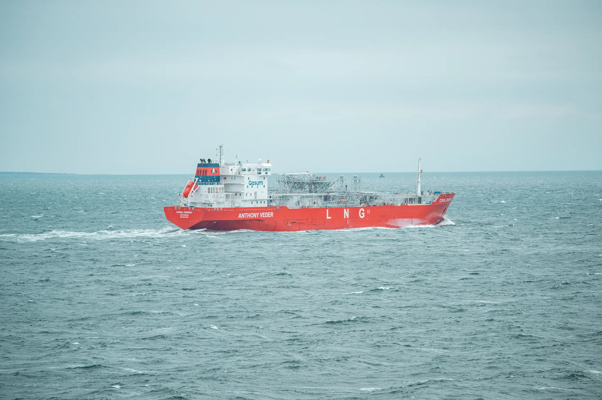 LNG and LPG Carriers